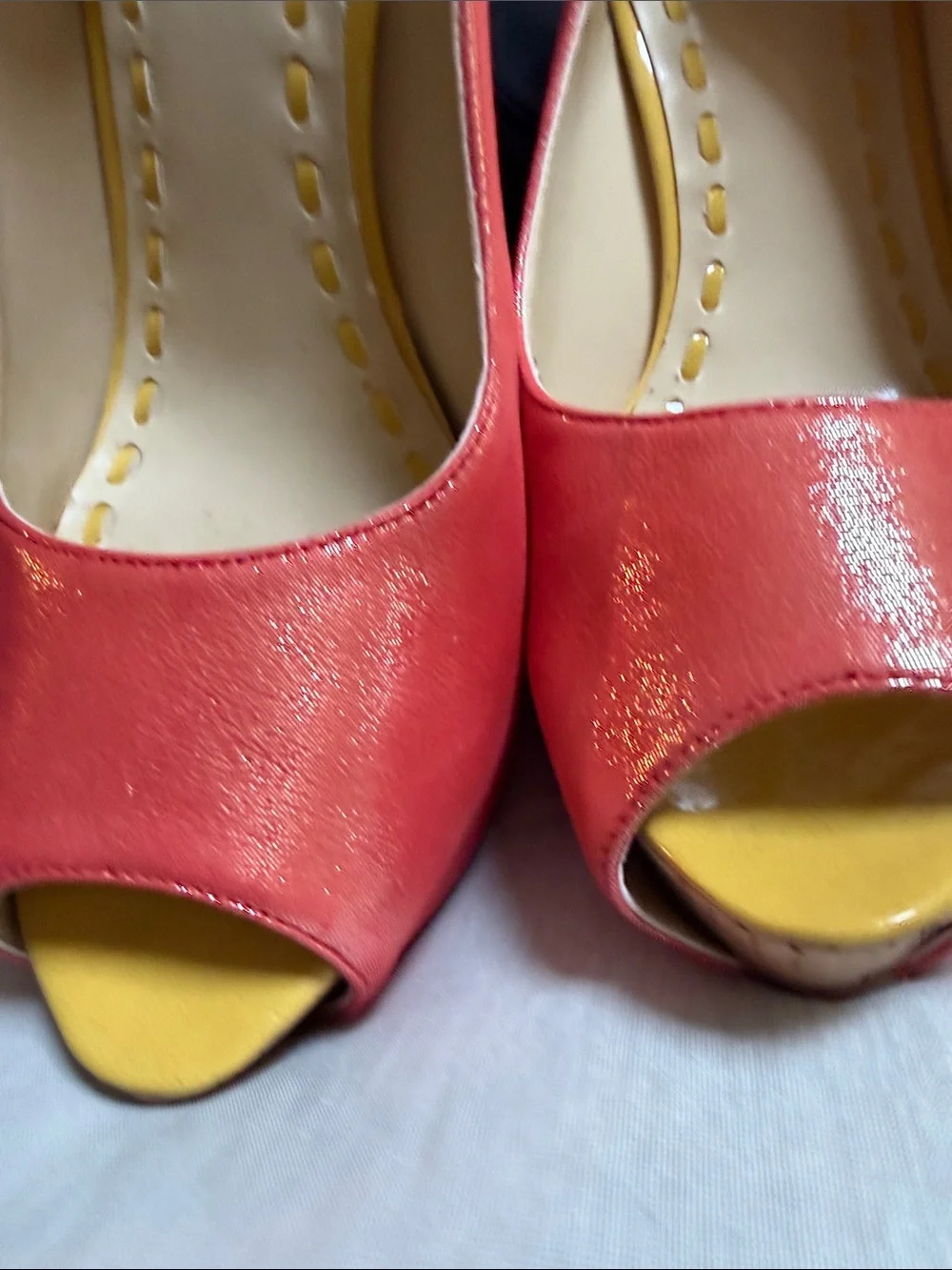 Enzo Angiolini Metallic Coral & Yellow Peep Toe Sling Back Pumps 👠 4” high ~ 7.5